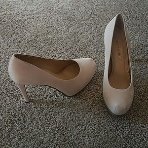 Womens shoes